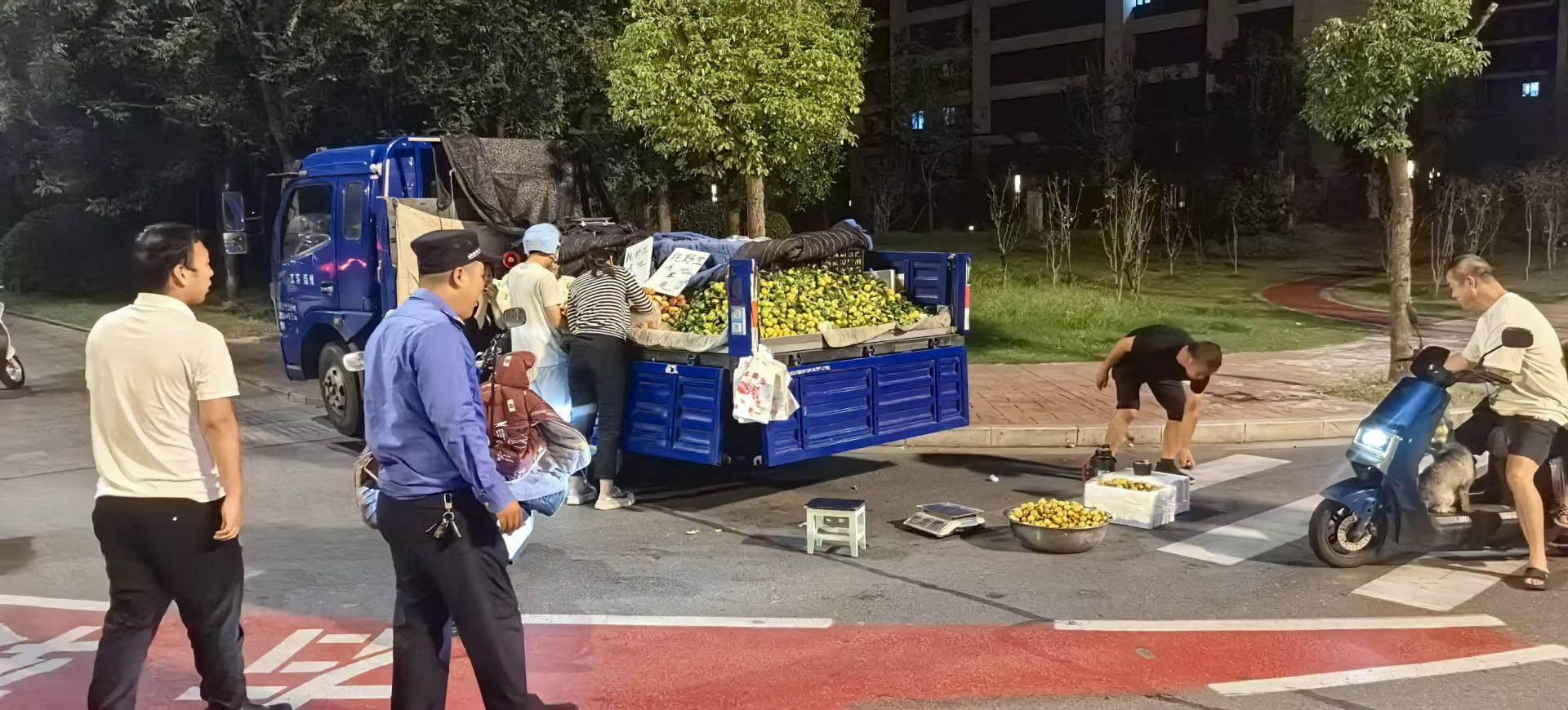 划重点！扬州主城区严禁设置拱门、气球等设