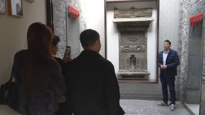 Copy_正月初三：景区迎来客流高峰 提升服务丰富体验(10).jpg