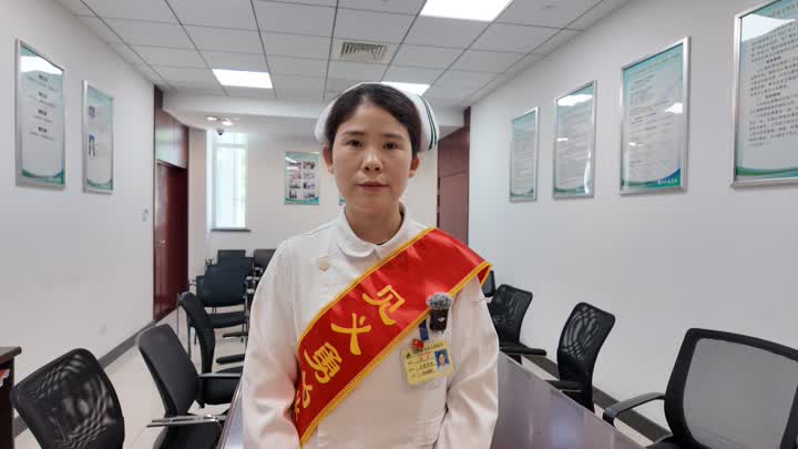 李萍 1.JPG
